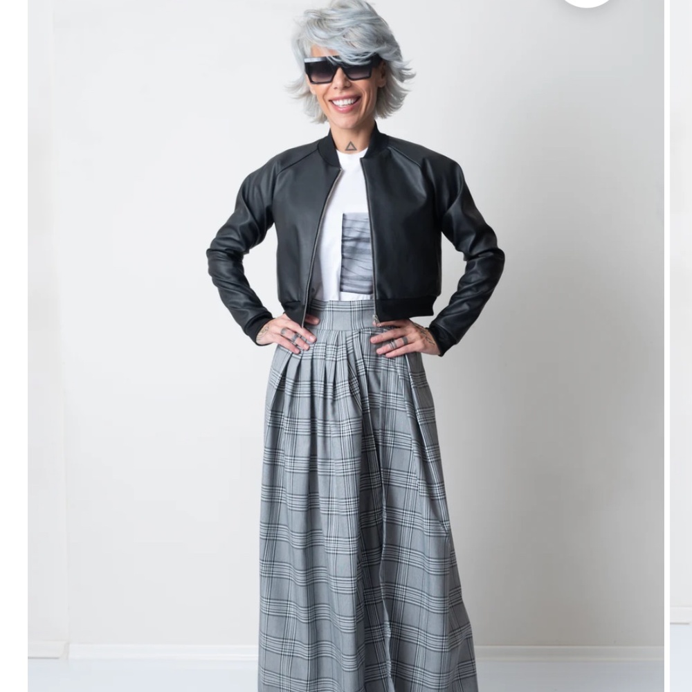 🖤LOCKER ROOM CROPPED VEGAN LEATHER BOMBER JACKET